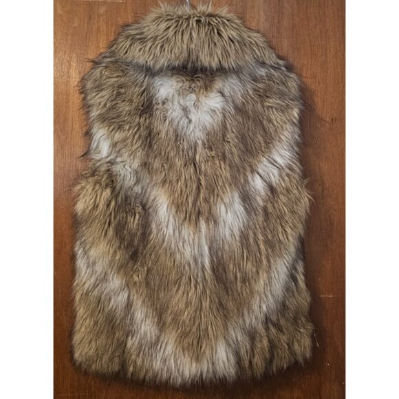 Vintage Pamela McCoy Small Faux Coyote Tipped Arctic Fox Chevron Fur Zipper Vest - Picture 2 of 11